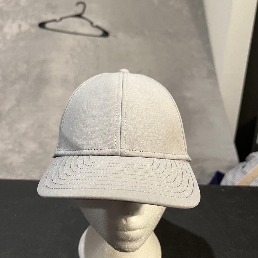 Melin A-Game HYDRO Hat Cap Snap Back Mens Gray Perforated Golf Performance